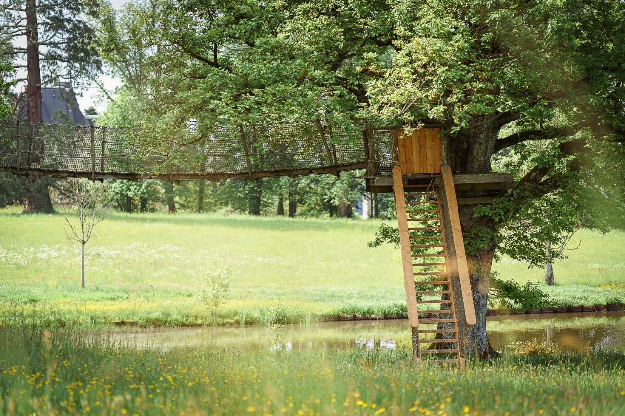 Cabane Perchee Dans Les Arbres Saint-Hilaire-en-Morvan Luaran gambar