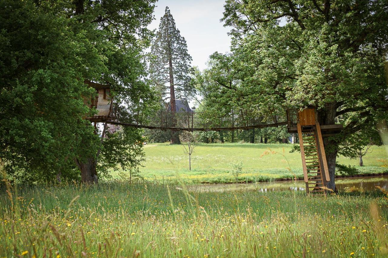 Cabane Perchee Dans Les Arbres Saint-Hilaire-en-Morvan Luaran gambar